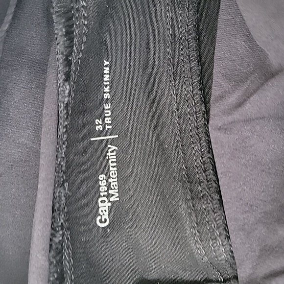 Gap Maternity skinny jeans sz 32 - Picture 2 of 3